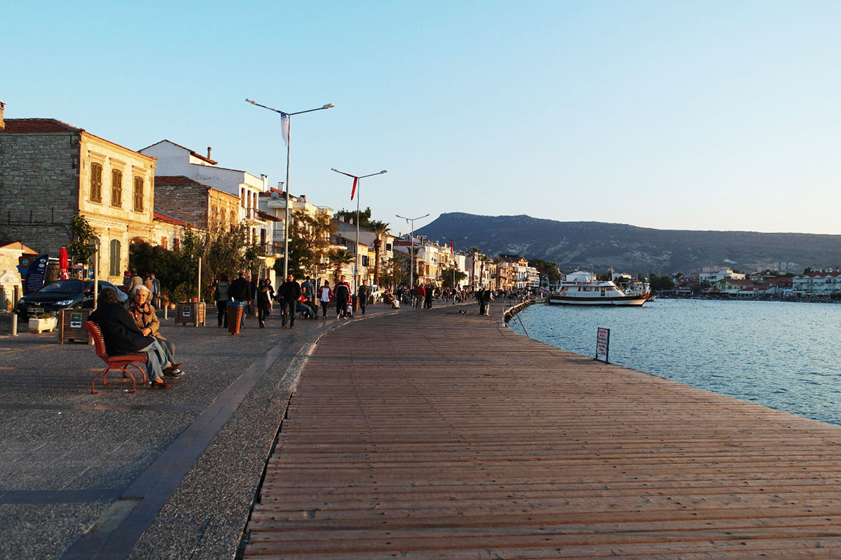 Along the water front promenade